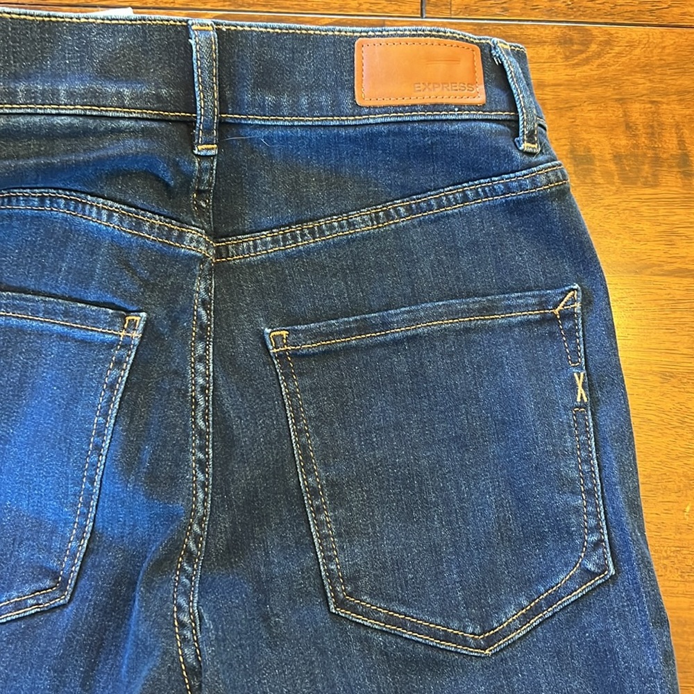 Express Jeans - Picture 4 of 6